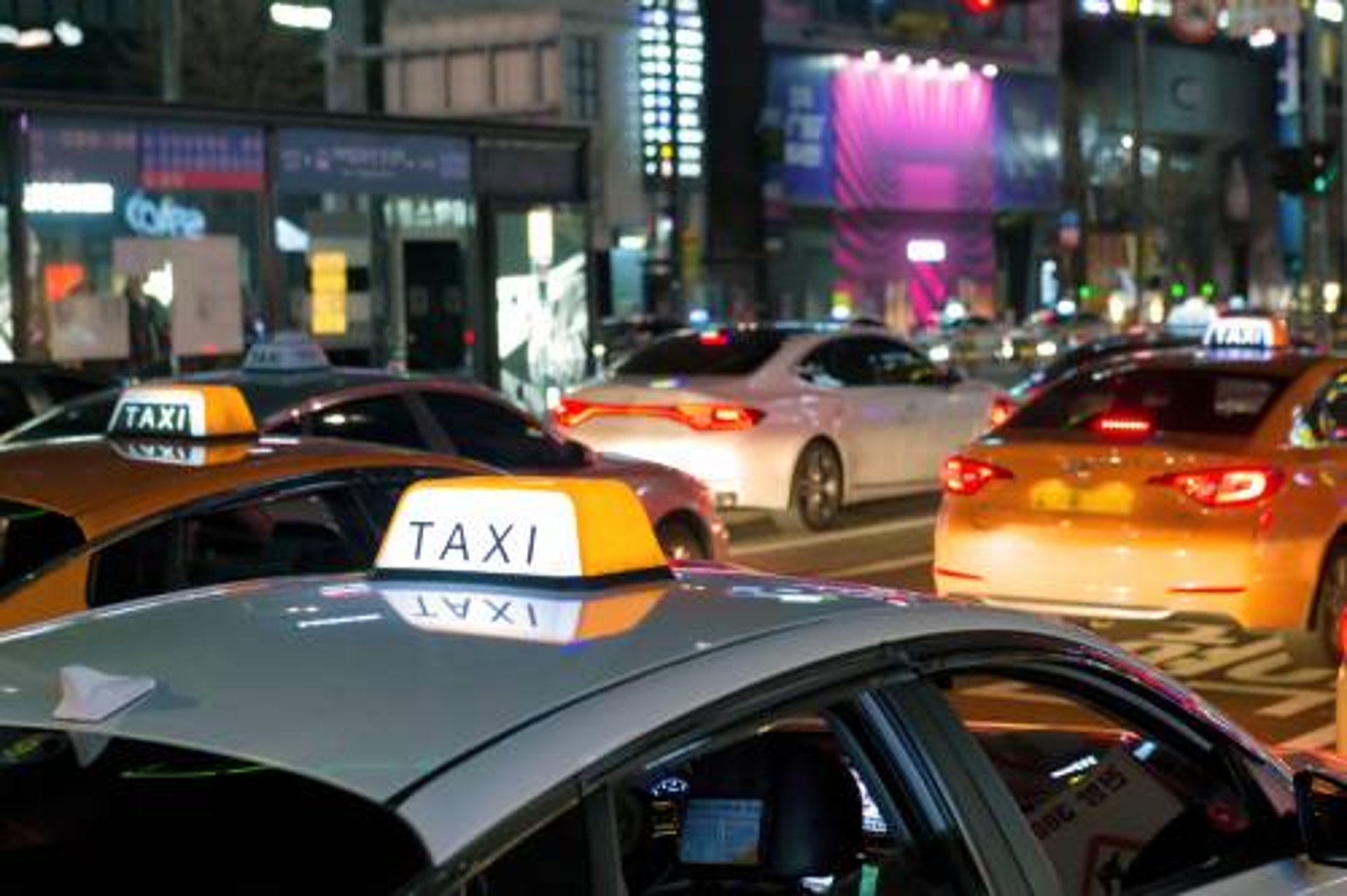 Taxi