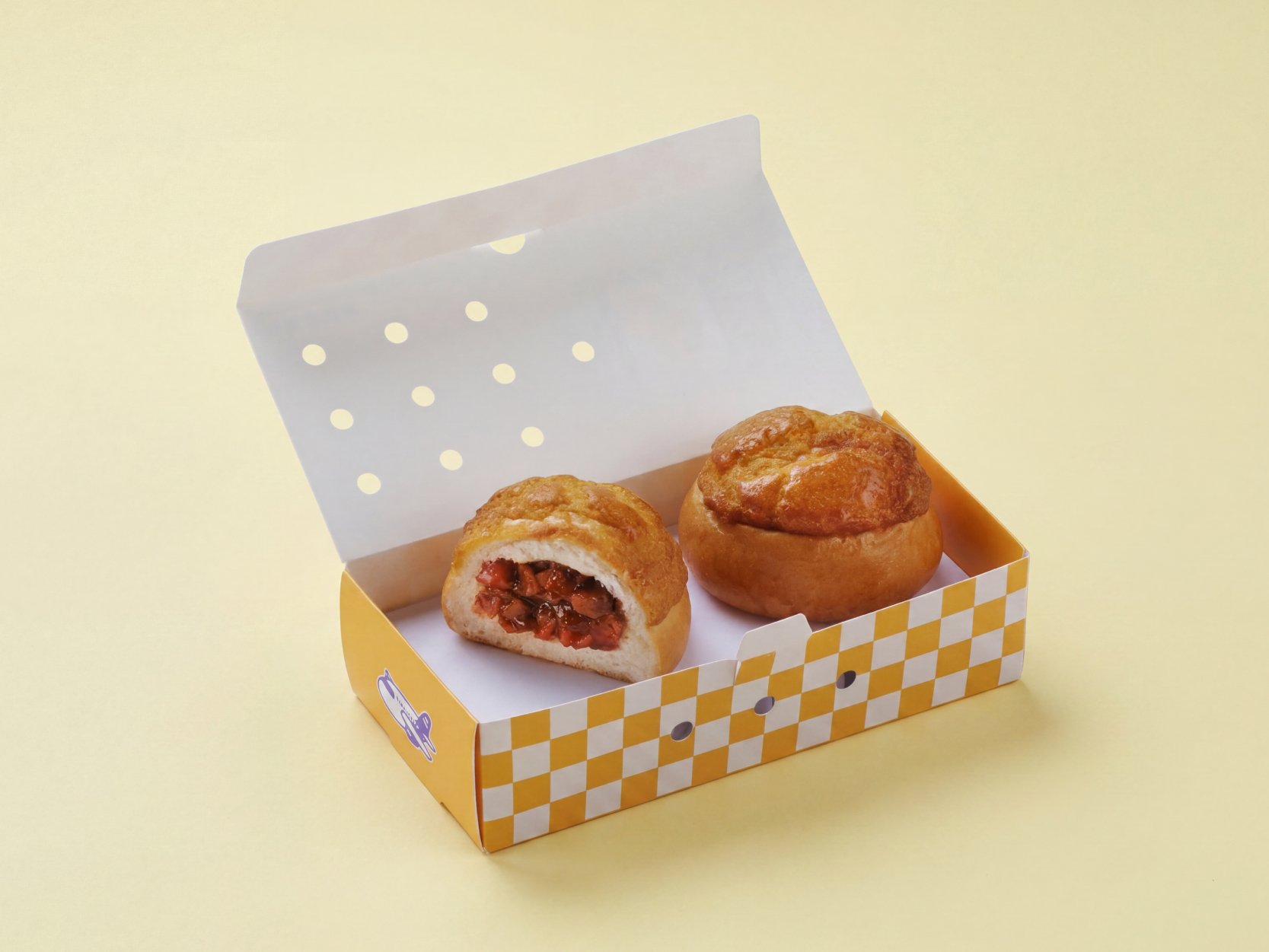 Pineapple Bun with BBQ Pork