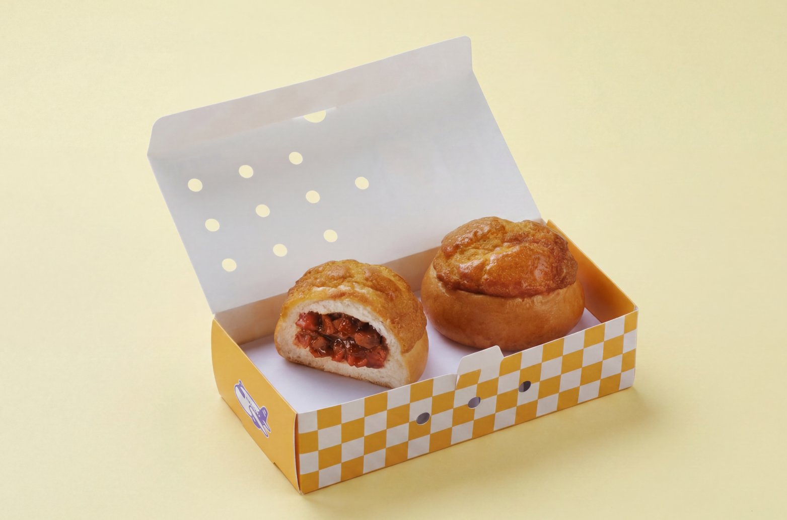 Pineapple Bun with BBQ Pork